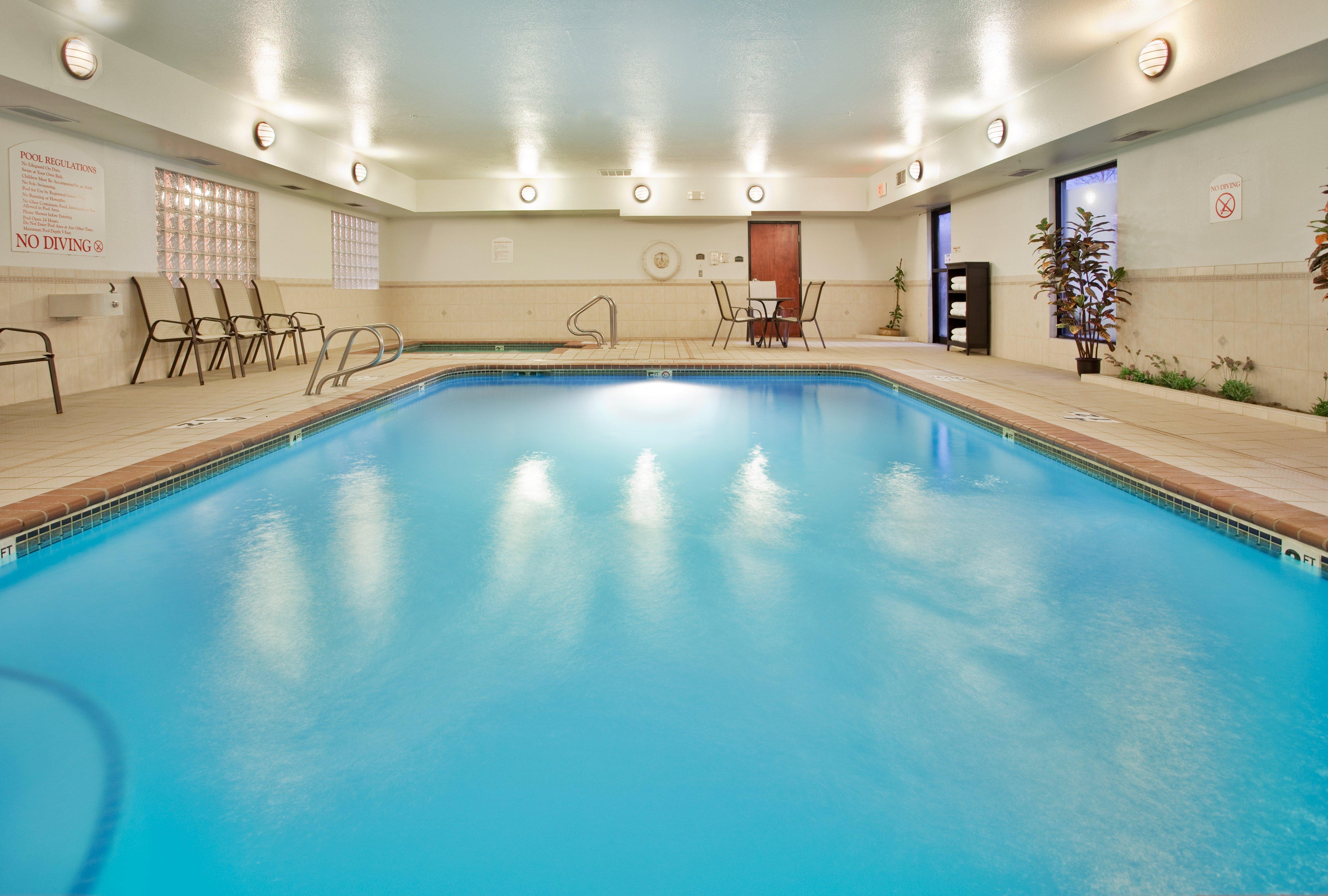 Spark By Hilton Lansing מראה חיצוני תמונה