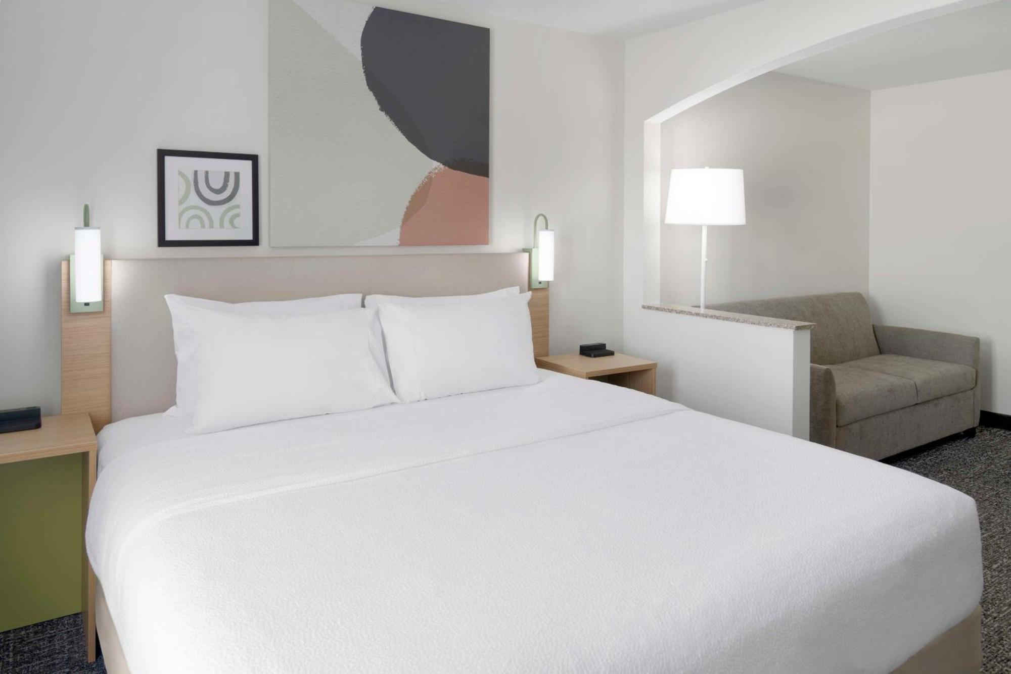 Spark By Hilton Lansing מראה חיצוני תמונה