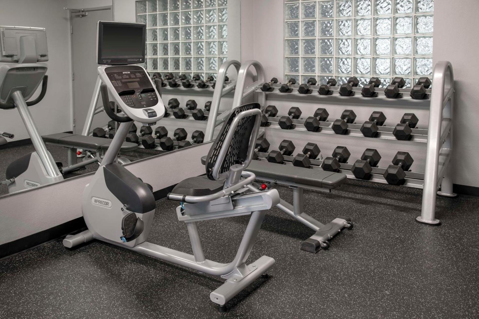 Spark By Hilton Lansing מראה חיצוני תמונה