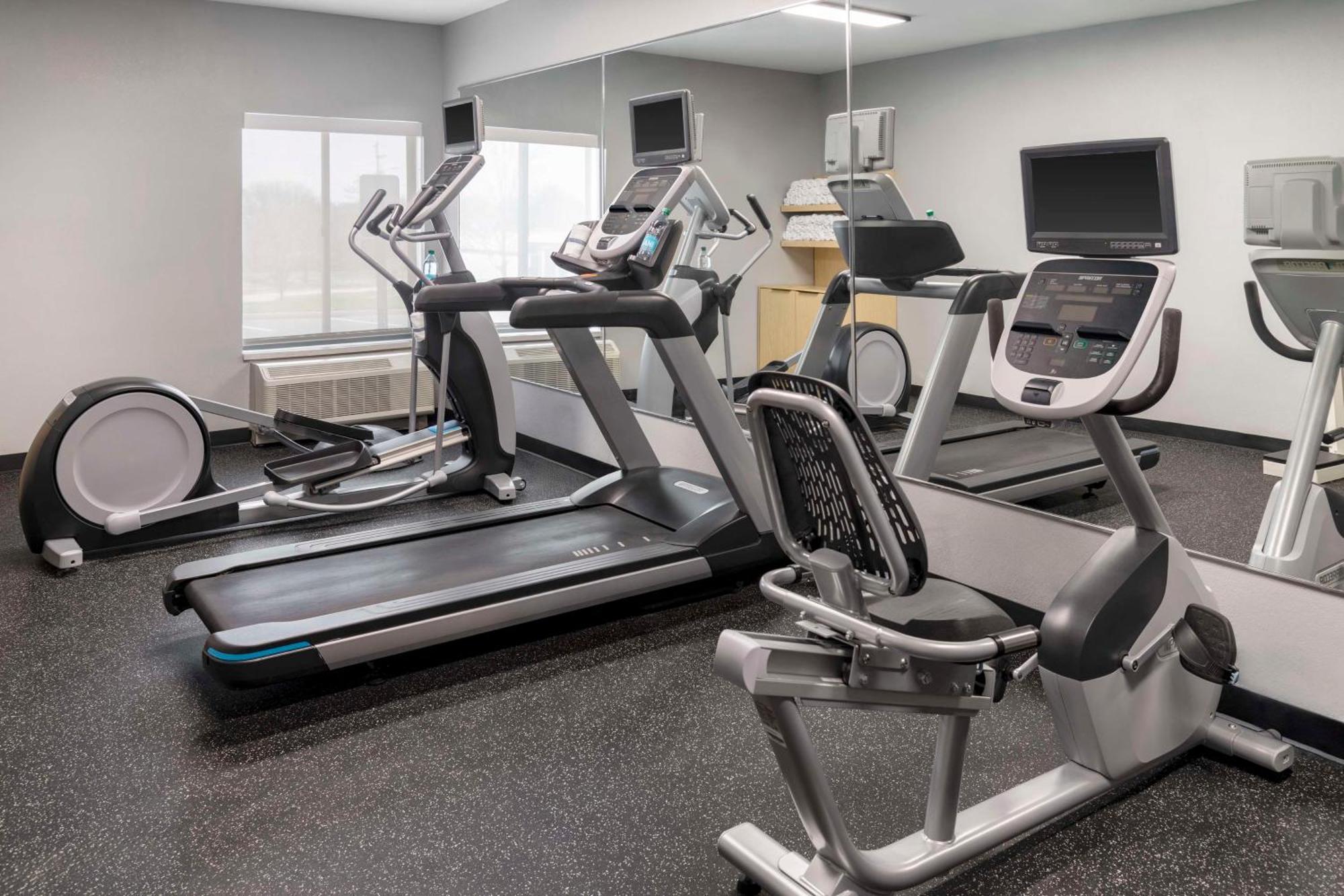 Spark By Hilton Lansing מראה חיצוני תמונה