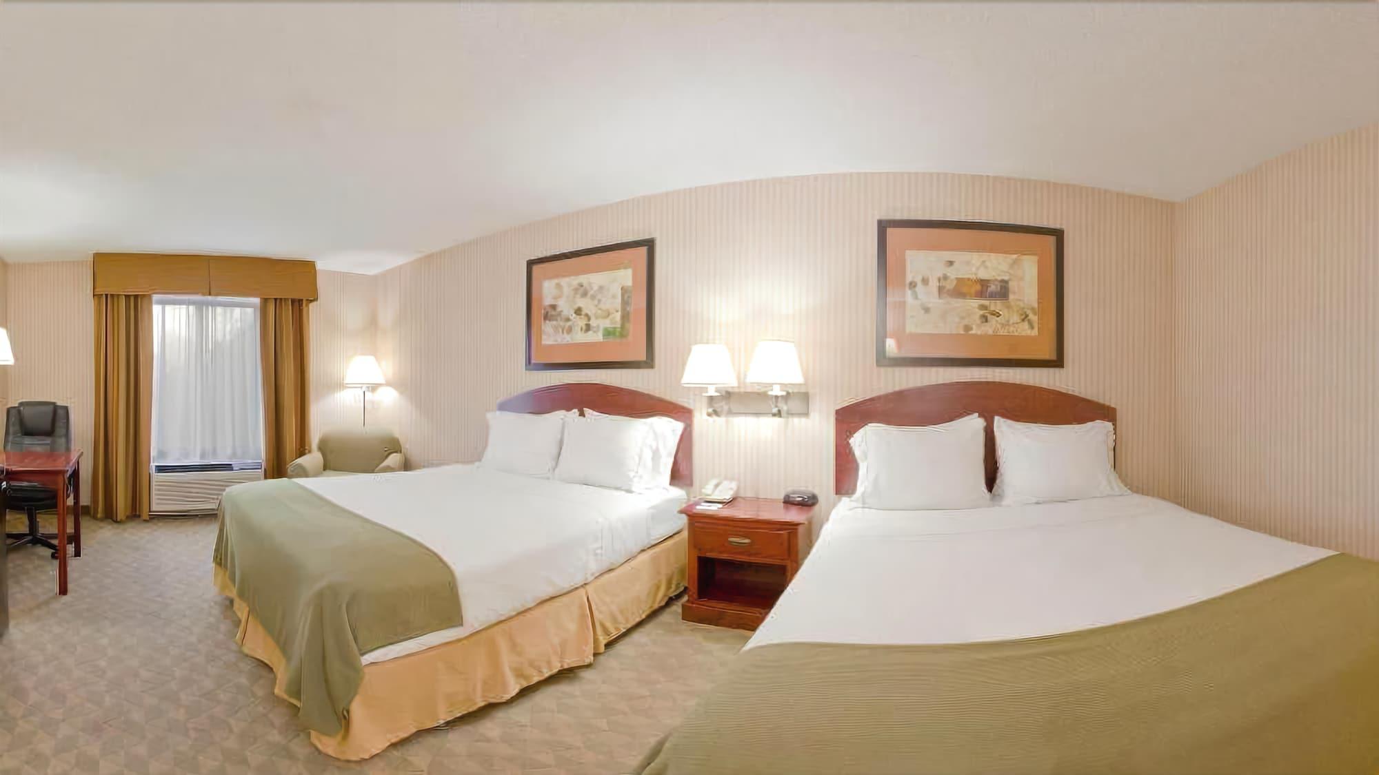 Spark By Hilton Lansing מראה חיצוני תמונה